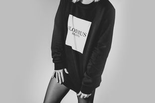 短款品牌西服，时尚与品质的完美结合